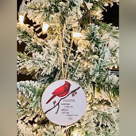 *Daughter Round Cardinal Ornament - Picture 3 of 12
